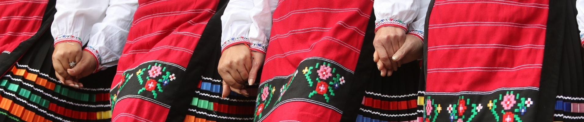 costume traditionnel bulgarie